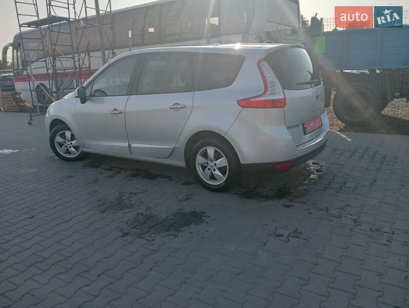Минивэн Renault Grand Scenic 2009 в Нововолынске
