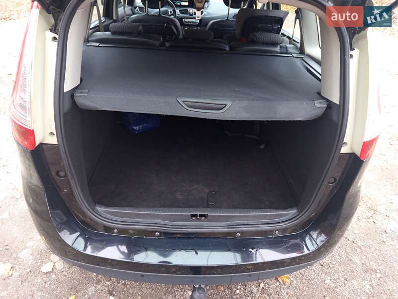 Минивэн Renault Grand Scenic 2011 в Запорожье