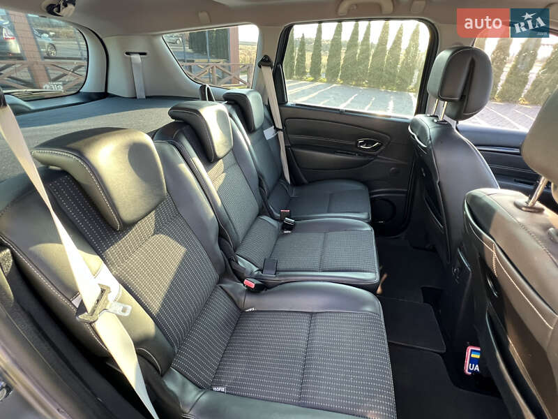 Минивэн Renault Grand Scenic 2013 в Ровно