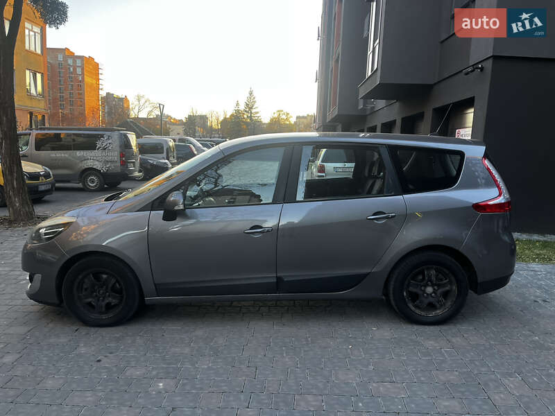 Мінівен Renault Grand Scenic 2013 в Івано-Франківську