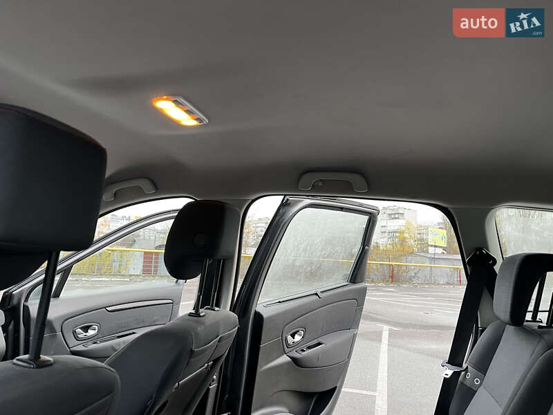 Мінівен Renault Grand Scenic 2013 в Івано-Франківську