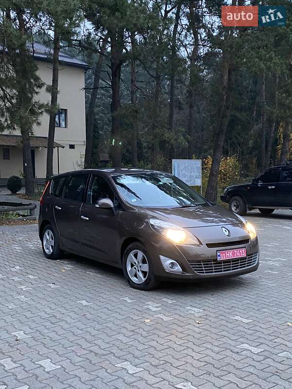 Мінівен Renault Grand Scenic 2010 в Луцьку