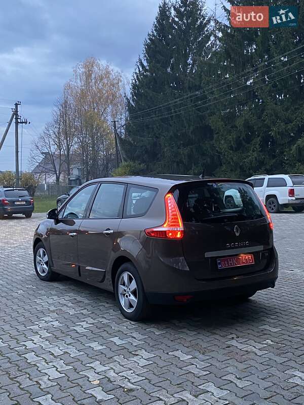 Мінівен Renault Grand Scenic 2010 в Луцьку