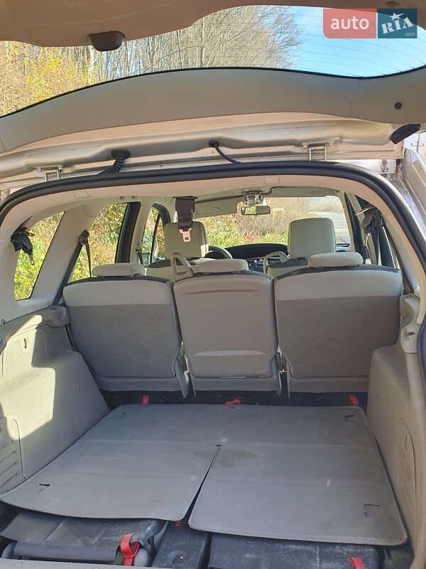 Минивэн Renault Grand Scenic 2006 в Кутах фото 4 Минивэн Renault Grand Scenic 2006 в Кутах