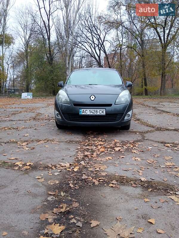 Минивэн Renault Grand Scenic 2010 в Запорожье