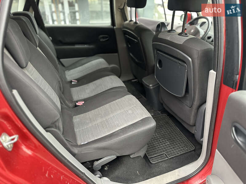 Минивэн Renault Grand Scenic 2005 в Тернополе фото 28 Минивэн Renault Grand Scenic 2005 в Тернополе