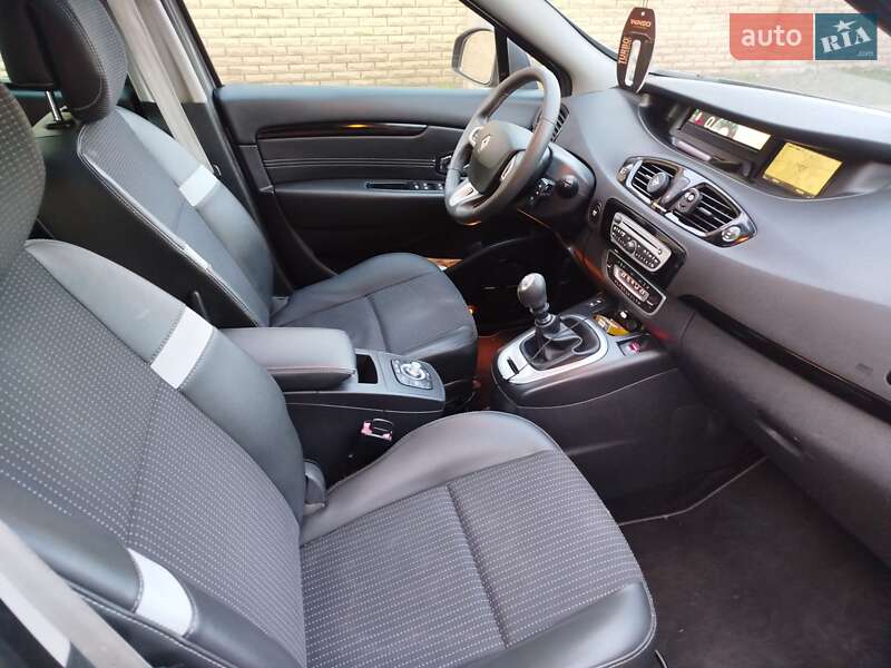 Мінівен Renault Grand Scenic 2011 в Конотопі