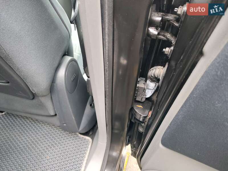 Минивэн Renault Grand Scenic 2007 в Бориславе фото 90 Минивэн Renault Grand Scenic 2007 в Бориславе