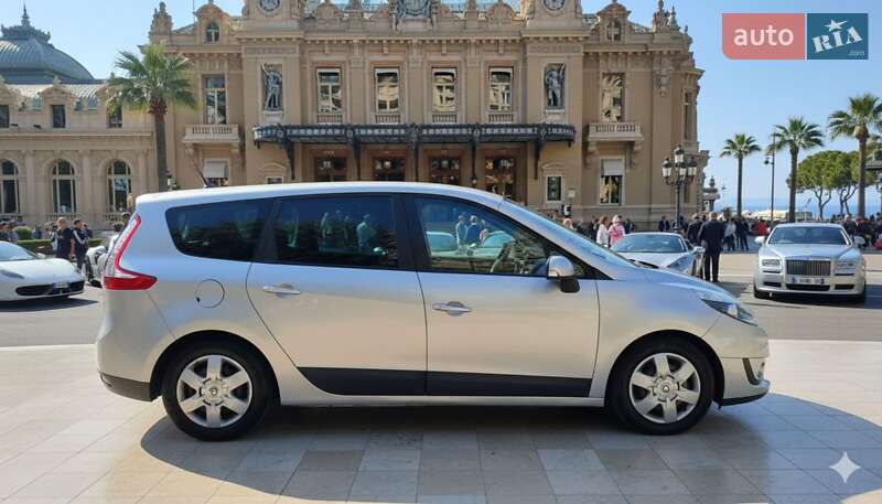 Renault Grand Scenic 2010