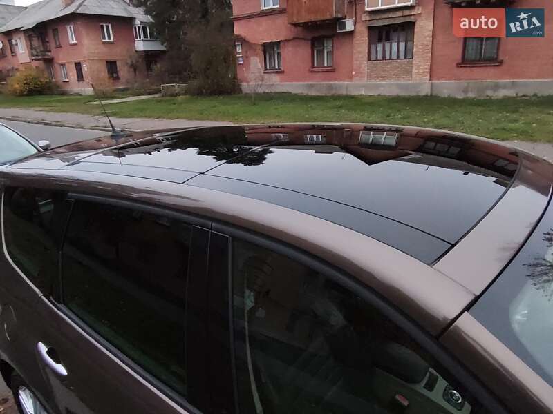 Минивэн Renault Grand Scenic 2010 в Киеве