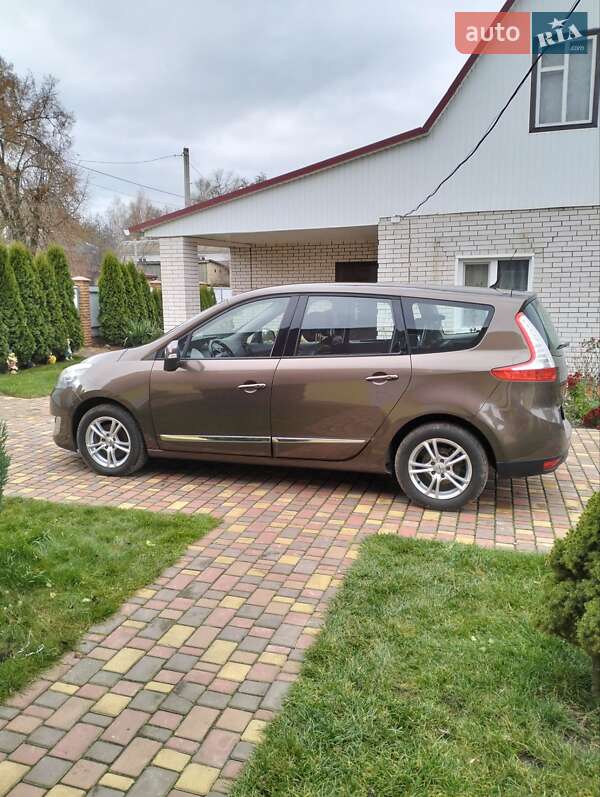 Мінівен Renault Grand Scenic 2013 в Броварах фото 8 Мінівен Renault Grand Scenic 2013 в Броварах