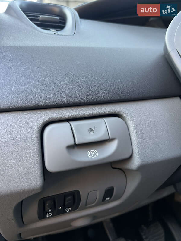 Минивэн Renault Grand Scenic 2008 в Виннице фото 57 Минивэн Renault Grand Scenic 2008 в Виннице