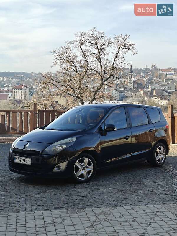 Мінівен Renault Grand Scenic 2011 в Чорткові фото Мінівен Renault Grand Scenic 2011 в Чорткові