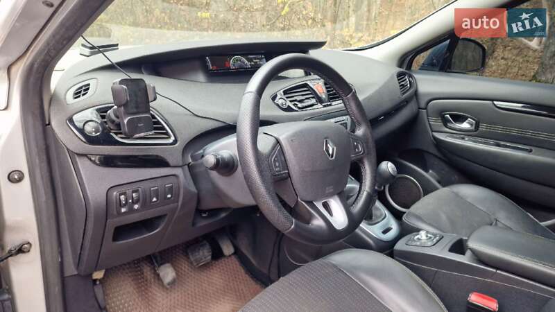 Минивэн Renault Grand Scenic 2011 в Мукачево