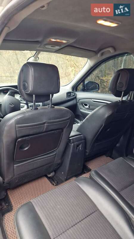 Минивэн Renault Grand Scenic 2011 в Мукачево