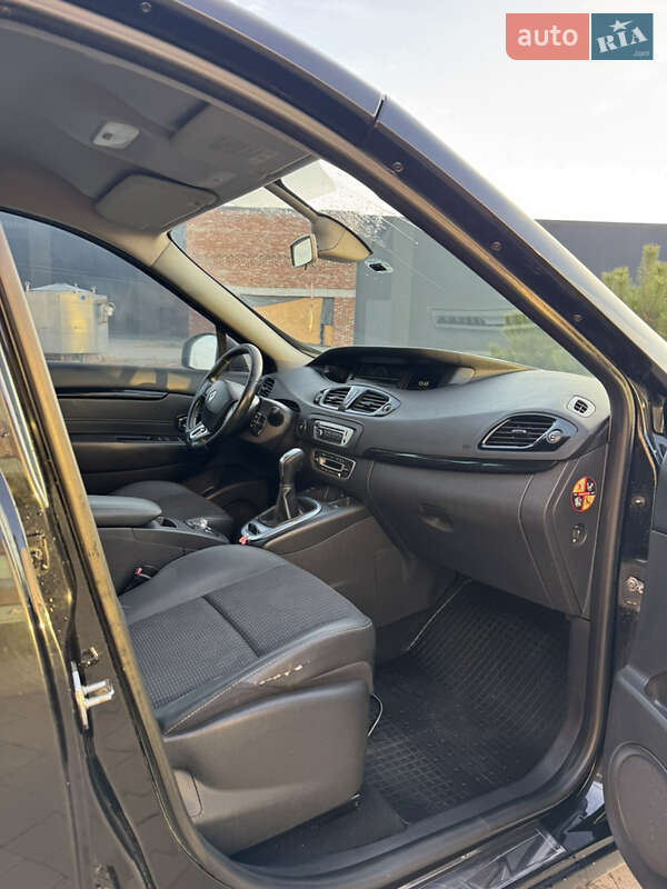 Минивэн Renault Grand Scenic 2015 в Хмельницком фото 20 Минивэн Renault Grand Scenic 2015 в Хмельницком