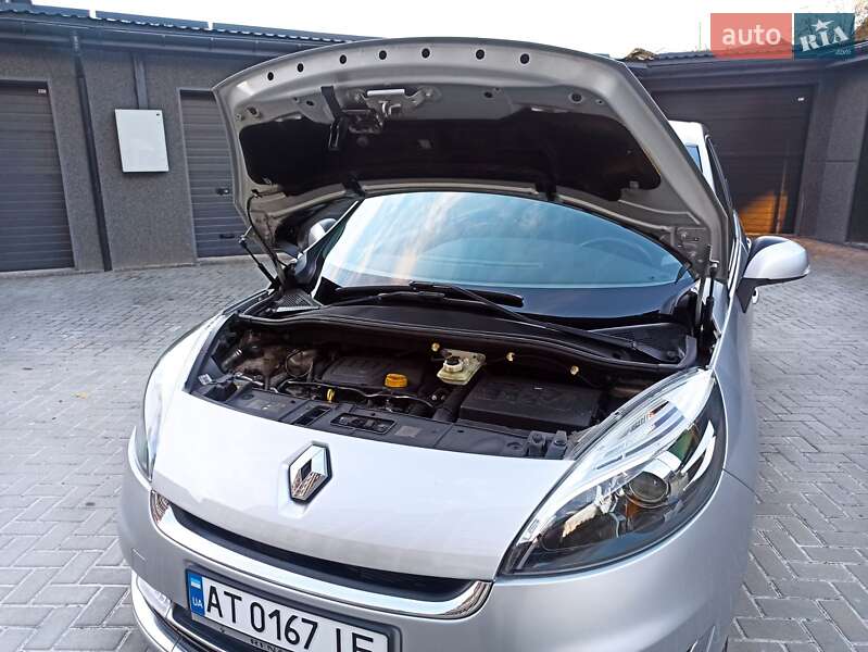 Минивэн Renault Grand Scenic 2012 в Ивано-Франковске фото 44 Минивэн Renault Grand Scenic 2012 в Ивано-Франковске