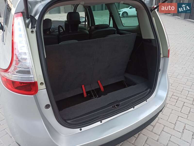 Минивэн Renault Grand Scenic 2012 в Ивано-Франковске фото 49 Минивэн Renault Grand Scenic 2012 в Ивано-Франковске