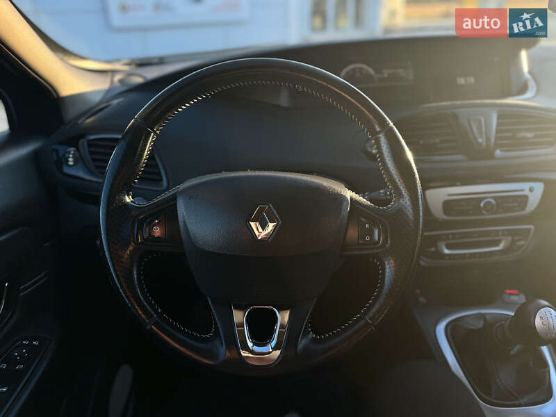 Минивэн Renault Grand Scenic 2015 в Стрые фото 68 Минивэн Renault Grand Scenic 2015 в Стрые
