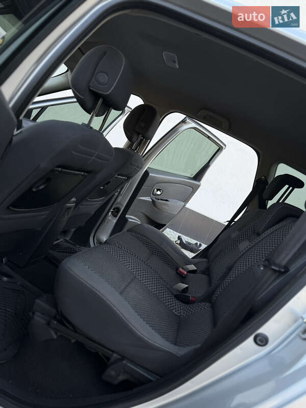 Минивэн Renault Grand Scenic 2011 в Хмельницком фото 21 Минивэн Renault Grand Scenic 2011 в Хмельницком