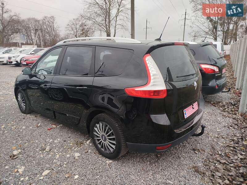 Минивэн Renault Grand Scenic 2013 в Ровно
