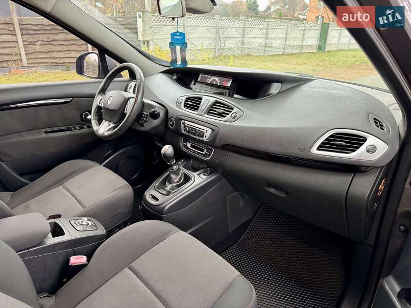 Минивэн Renault Grand Scenic 2012 в Киеве фото 21 Минивэн Renault Grand Scenic 2012 в Киеве