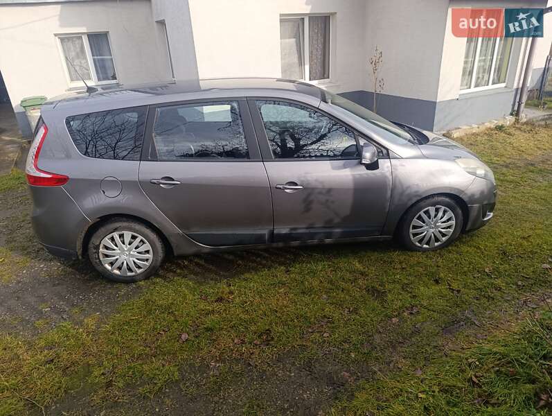 Минивэн Renault Grand Scenic 2010 в Львове