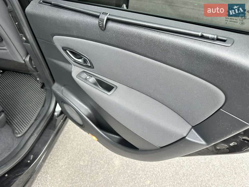 Минивэн Renault Grand Scenic 2010 в Виннице