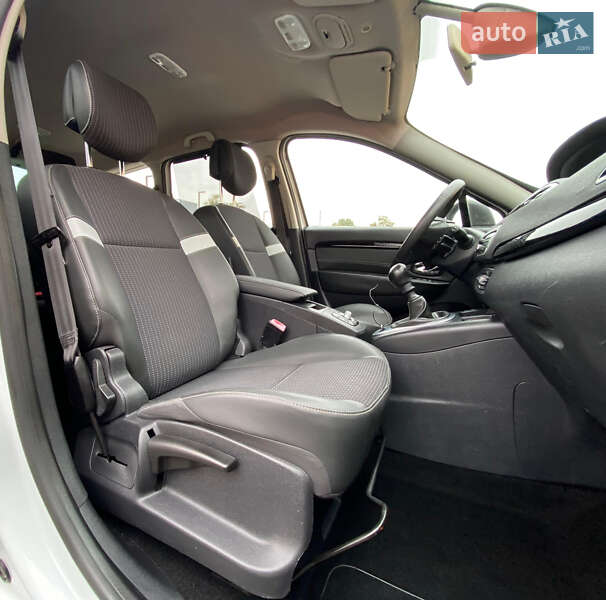 Мінівен Renault Grand Scenic 2013 в Рівному