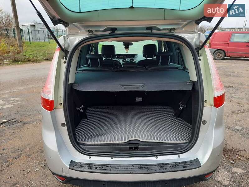Минивэн Renault Grand Scenic 2015 в Черкассах фото 11 Минивэн Renault Grand Scenic 2015 в Черкассах