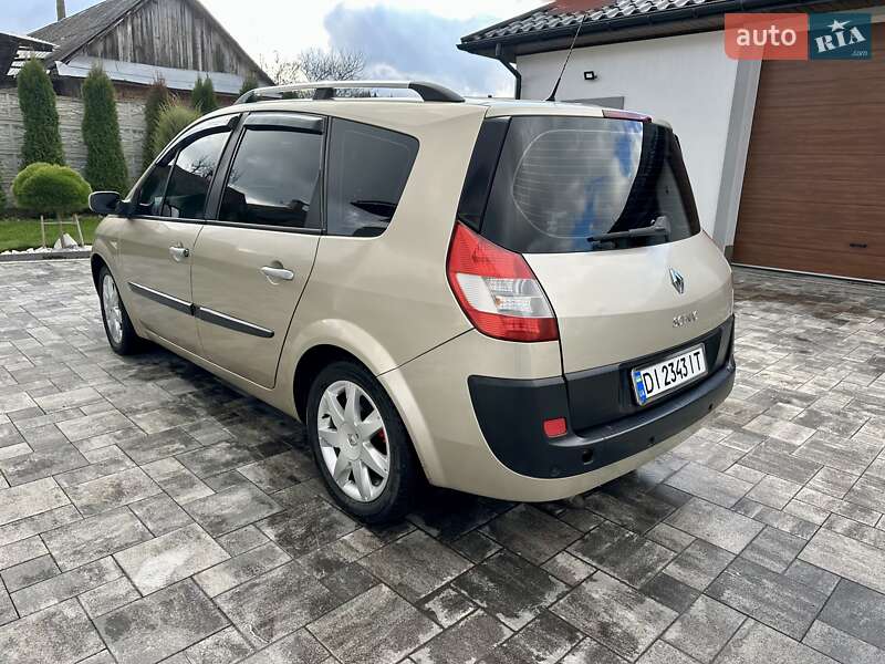 Минивэн Renault Grand Scenic 2006 в Дубно