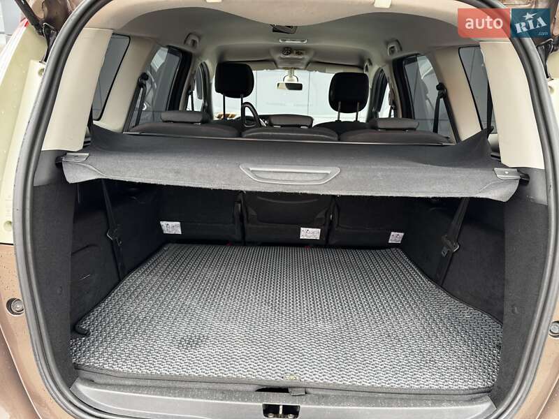 Минивэн Renault Grand Scenic 2012 в Киеве