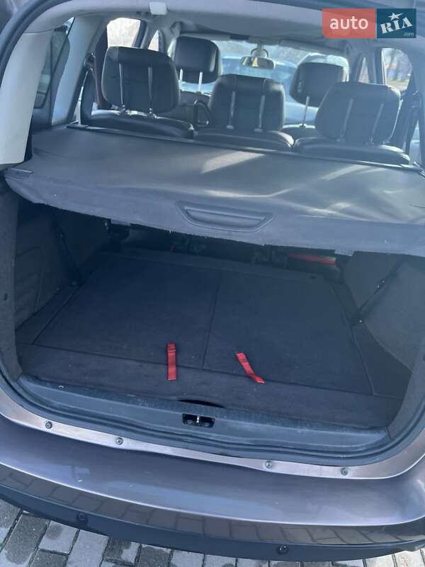 Минивэн Renault Grand Scenic 2011 в Староконстантинове