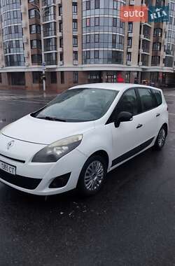 Минивэн Renault Grand Scenic 2010 в Кременчуге
