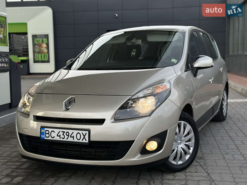 Минивэн Renault Grand Scenic 2010 в Дрогобыче