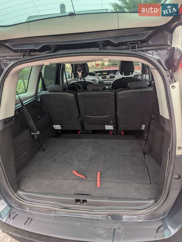 Минивэн Renault Grand Scenic 2011 в Ровно