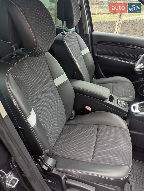 Минивэн Renault Grand Scenic 2011 в Ровно