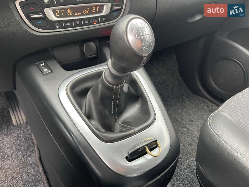 Минивэн Renault Grand Scenic 2014 в Харькове