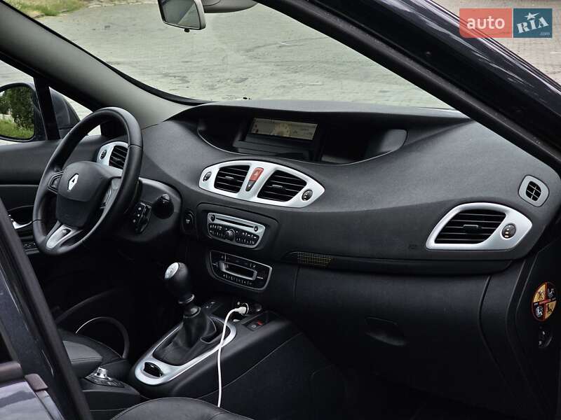 Минивэн Renault Grand Scenic 2010 в Дубно