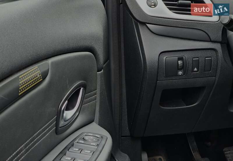 Минивэн Renault Grand Scenic 2010 в Дубно