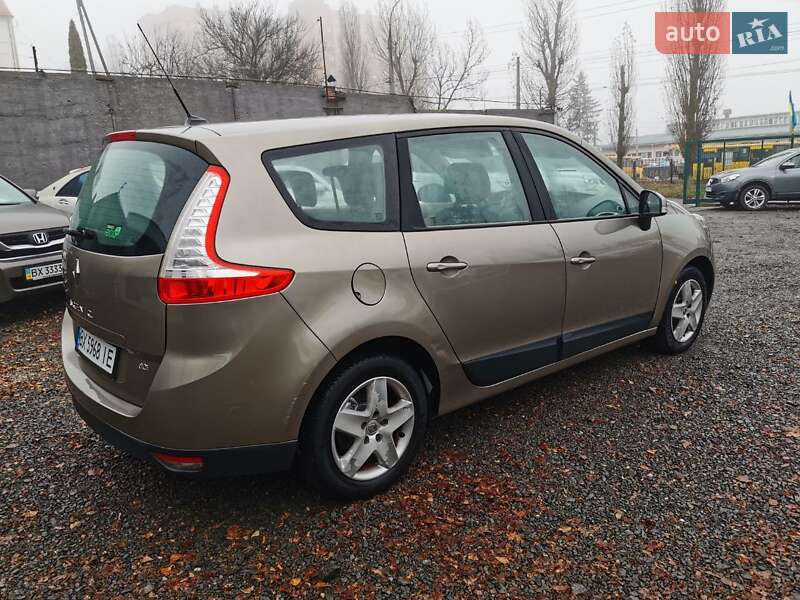 Минивэн Renault Grand Scenic 2012 в Хмельницком