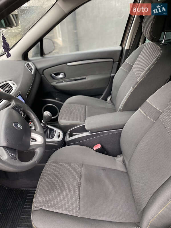 Минивэн Renault Grand Scenic 2010 в Ровно фото 21 Минивэн Renault Grand Scenic 2010 в Ровно