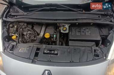 Минивэн Renault Grand Scenic 2011 в Киеве