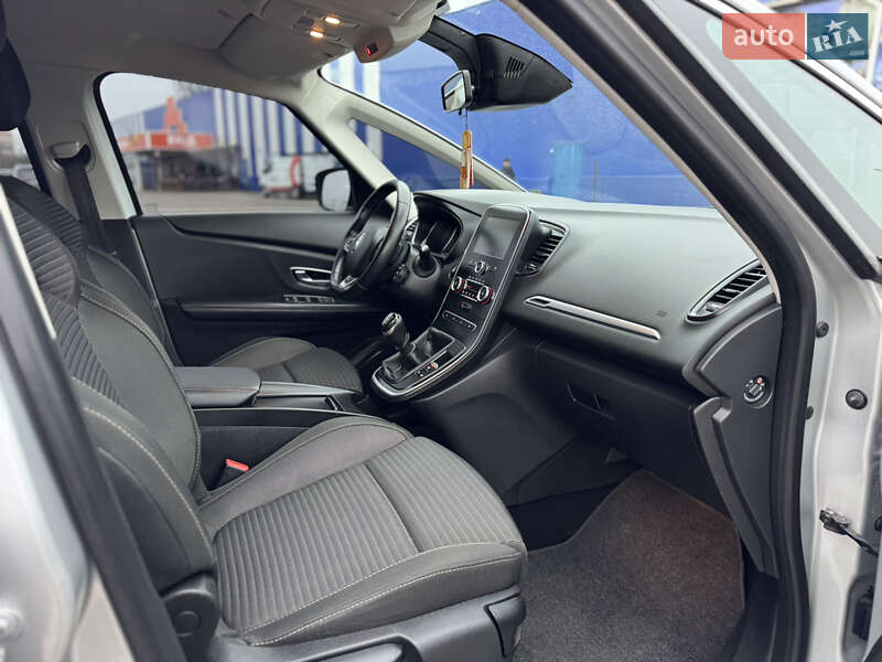 Мінівен Renault Grand Scenic 2017 в Дубні