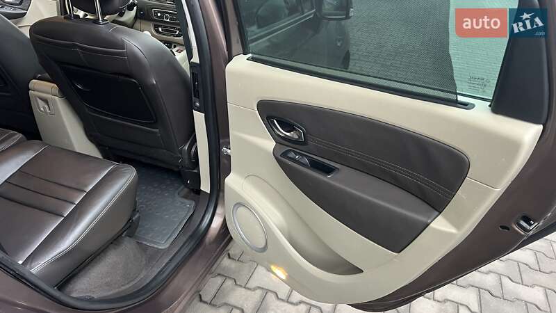 Минивэн Renault Grand Scenic 2012 в Луцке