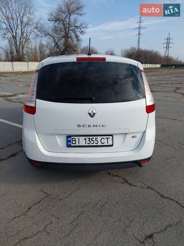 Минивэн Renault Grand Scenic 2010 в Кременчуге фото 10 Минивэн Renault Grand Scenic 2010 в Кременчуге