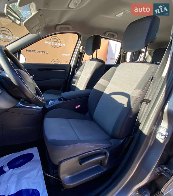 Минивэн Renault Grand Scenic 2013 в Ровно фото 12 Минивэн Renault Grand Scenic 2013 в Ровно