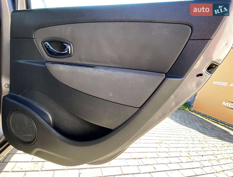 Минивэн Renault Grand Scenic 2013 в Ровно фото 21 Минивэн Renault Grand Scenic 2013 в Ровно