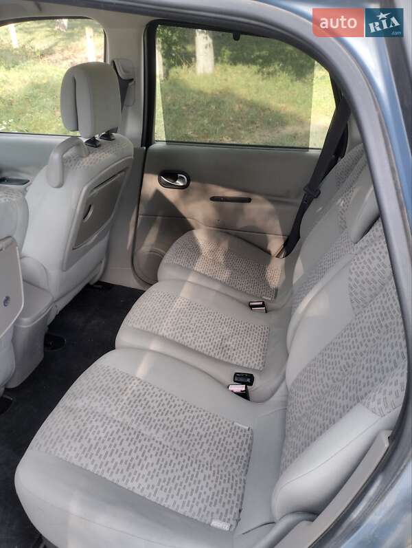 Минивэн Renault Grand Scenic 2006 в Красилове