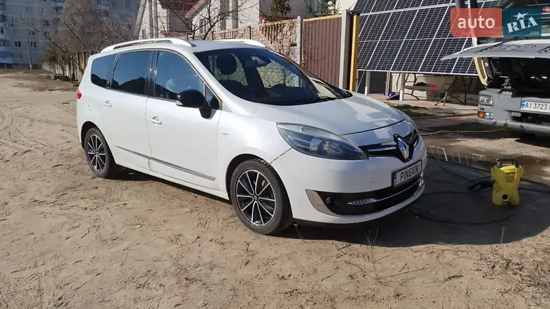 Renault Grand Scenic 2013